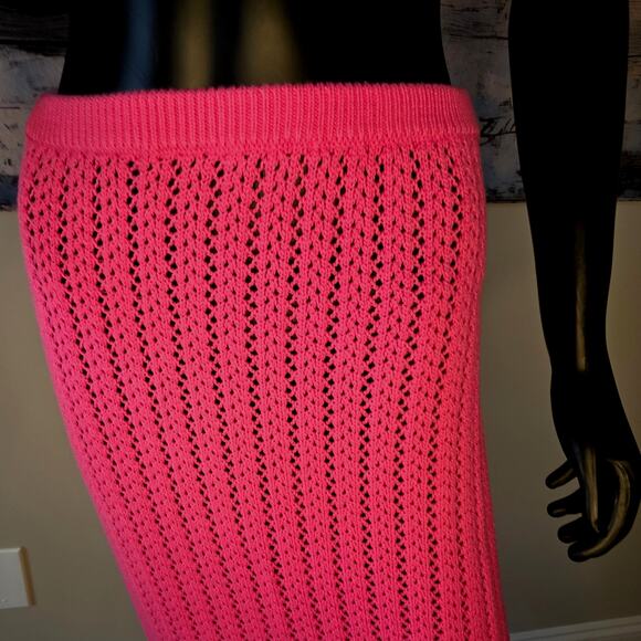 MISA Los Angeles Flamingo Pink Crochet 2 Piece Set NWT - Picture 5 of 16